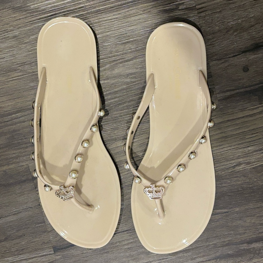 Juicy Couture Sandals 🤍